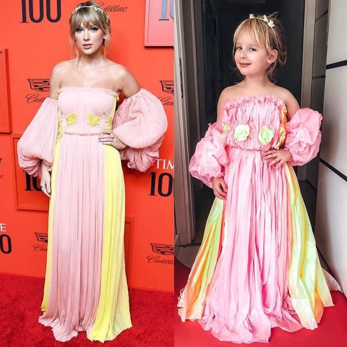 Taylor Swift junto a Alya Chaglar llevando un vestido similar creado por Stefani Chaglar