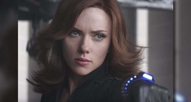 Scarlett Johansson personificando a Black Widow