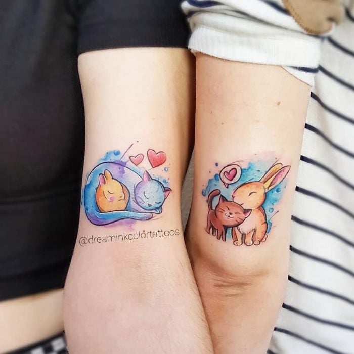 Tatuajes de gato y conejo con efecto acuarela 