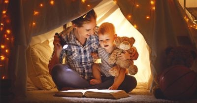 Leer en voz alta beneficia el desarrollo neuronal y socioemocional de los niños