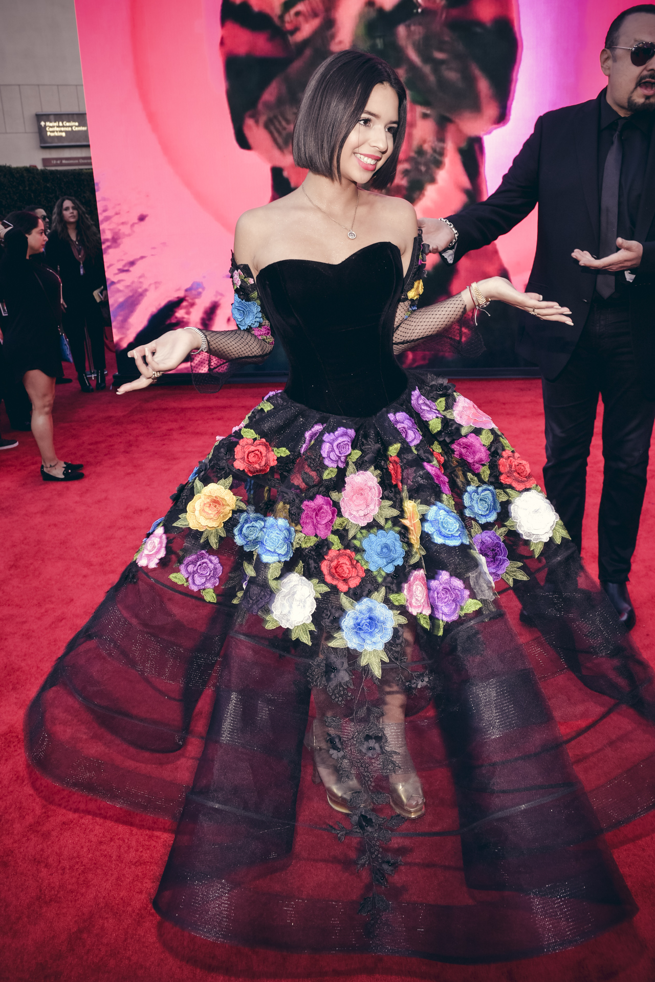 Los 10 vestidos más hermosos que usó Ángela Aguilar Los 10 vestidos más hermosos que usó Ángela Aguilar