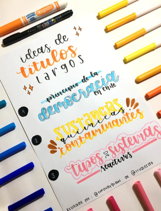 Apuntes bonitos en libretas para estudiar en la escuela; título con letra creativa