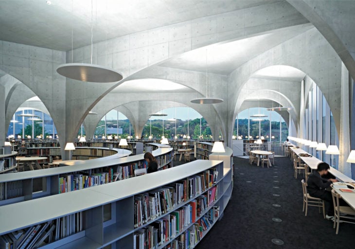 Biblioteca de la Universidad de Arte Tama