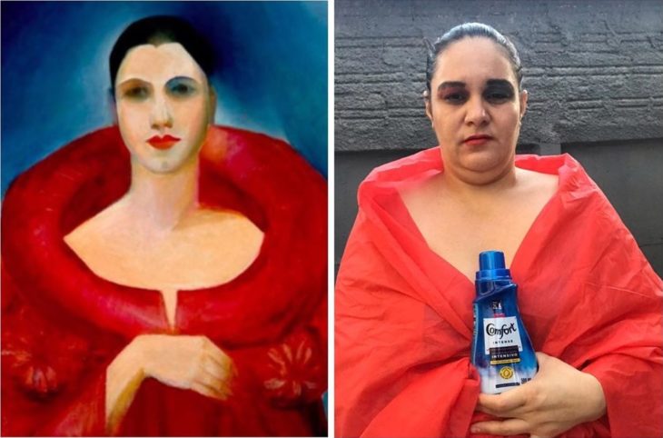 Renata Neia imita a una mujer en una pintura pero sostiene una botella de detergente