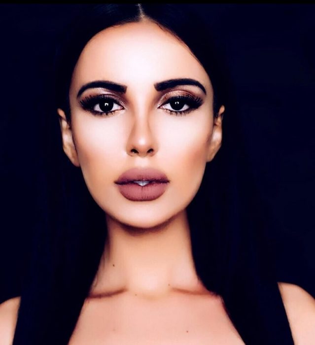 Jennifer Pamplona quería parecerse a Kim Kardashian