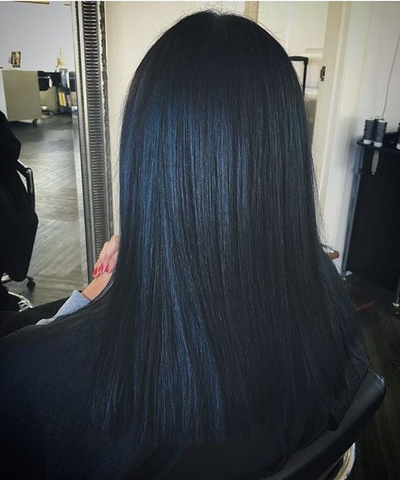 cabello negro planchado