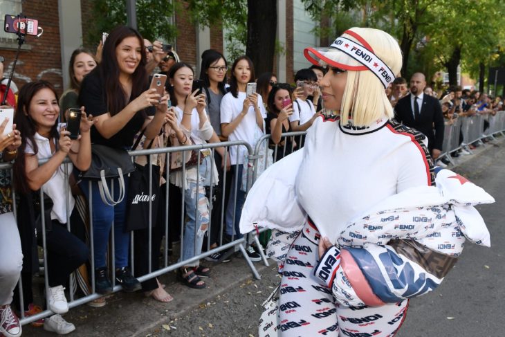 Nicki Minaj con fans