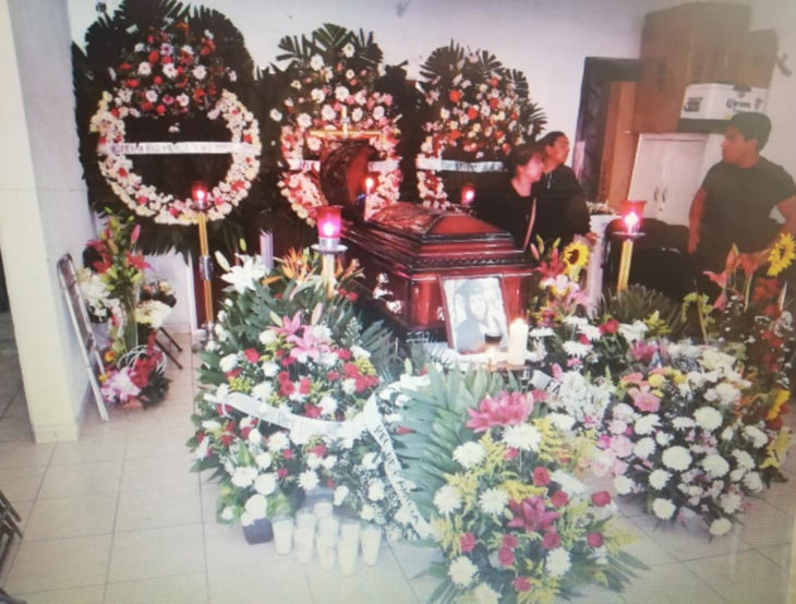 Historia de amor con final triste; chico cuenta cómo fue la vida con su novia; funeral