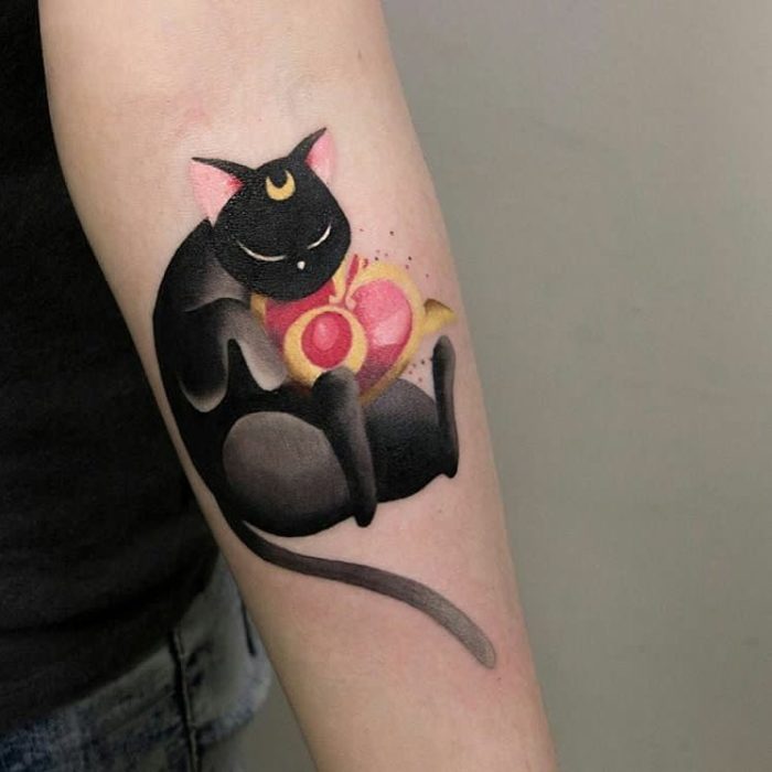 Tatuajes de Sailor Moon; gata Luna estilo acuarela