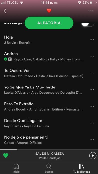 Tuit sobre una carta de amar escrita con canciones de Spotify