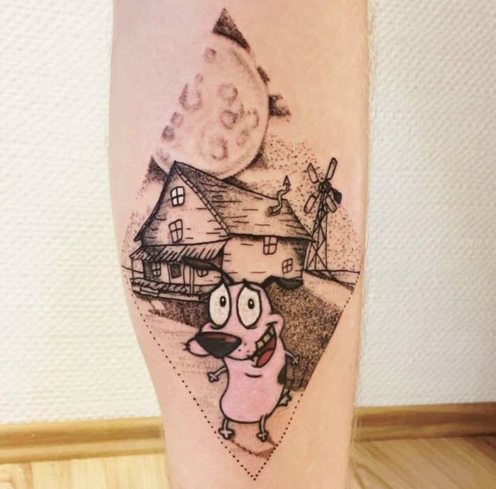 Tatuajes de caricaturas de Cartoon Network; Coraje el perro cobarde