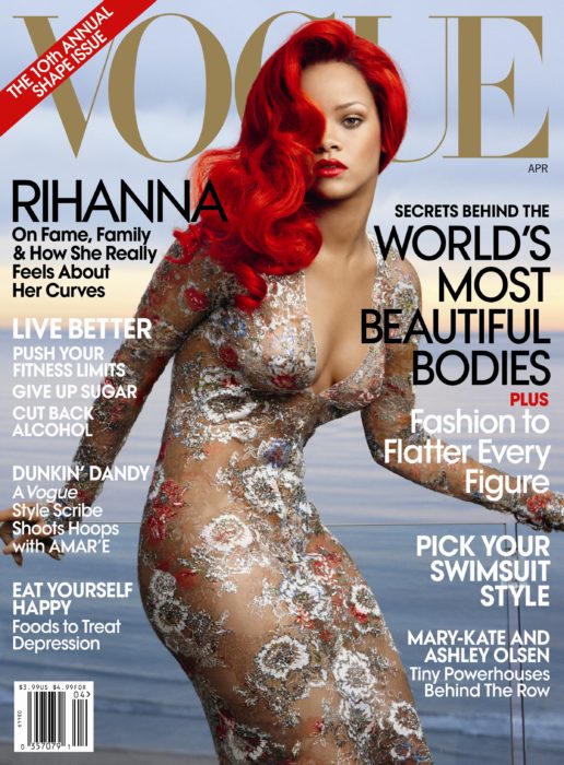 Rihanna en la portada de la revista de moda Vogue Estados Unidos, Abril del 2011; cantante con el cabello rojo y vestido color carne con flores