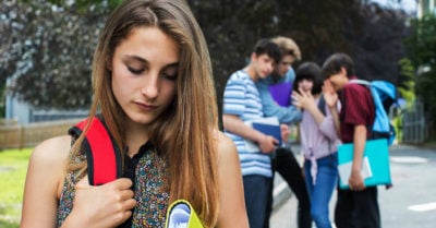 Escuela en Wisconsin multa a los padres de niños que intimiden a otros