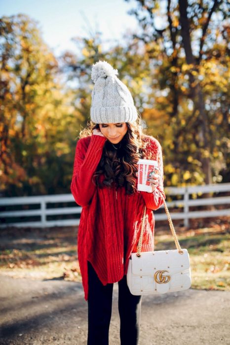 outfit color rojo invierno