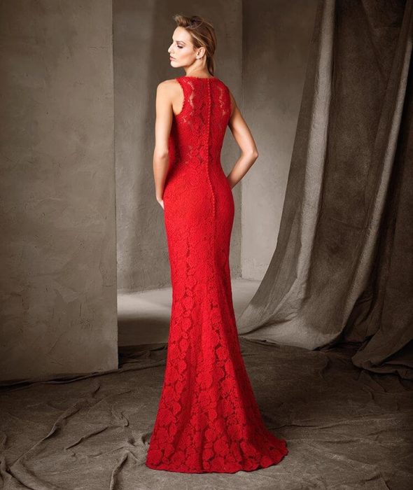 vestido rojo de gala