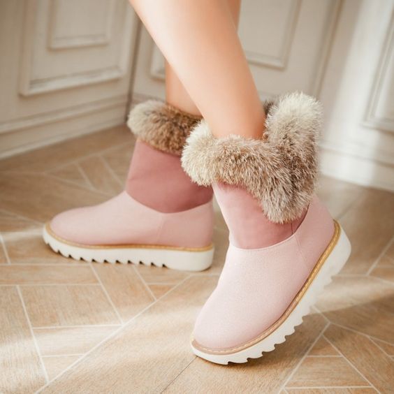 Nuevas botas Ugg afelpadas para darle un 'knockout' al frío