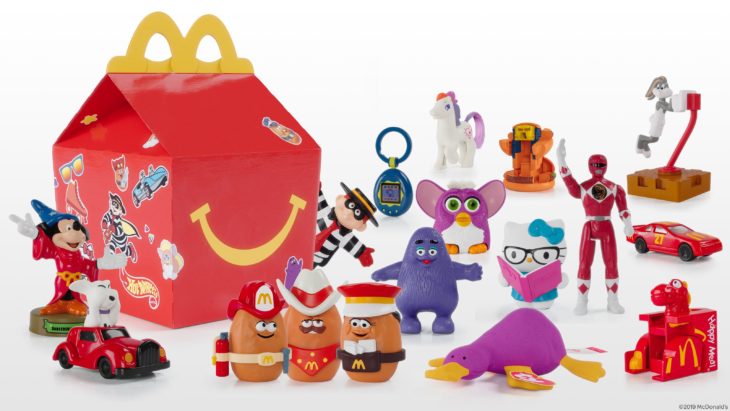 Cajita Feliz McDonalds con juguetes de los 90 