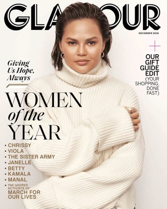 Chrissy teigen en la portada Glamour del 2018 presentada como La Mujer del Año 