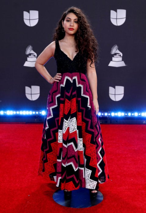 Los peores looks de los Latin Grammys 2019; Alessia Cara