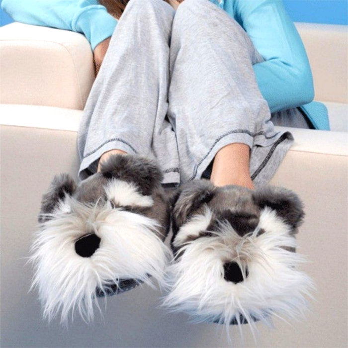 Bonitas pantuflas kawaii; calzado de perro schnauzer