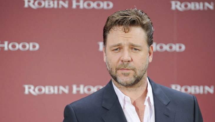 Russell Crowe durante la alfombra roja de Robin Hood