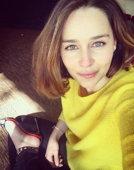 rosto sem maquiagem - Pesquisa Google  Celebridades sin maquillaje, Emilia  clarke, Maquillaje gratis