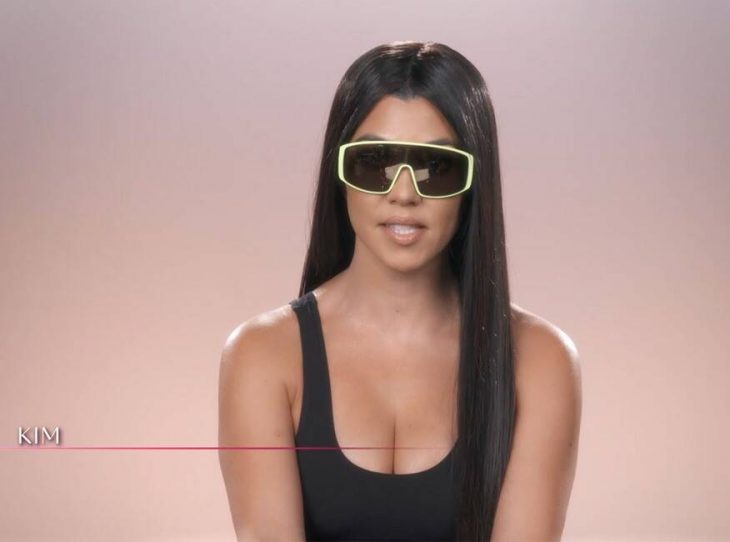 Kourtney Kardashian disfrazada como Kim Kardashian West