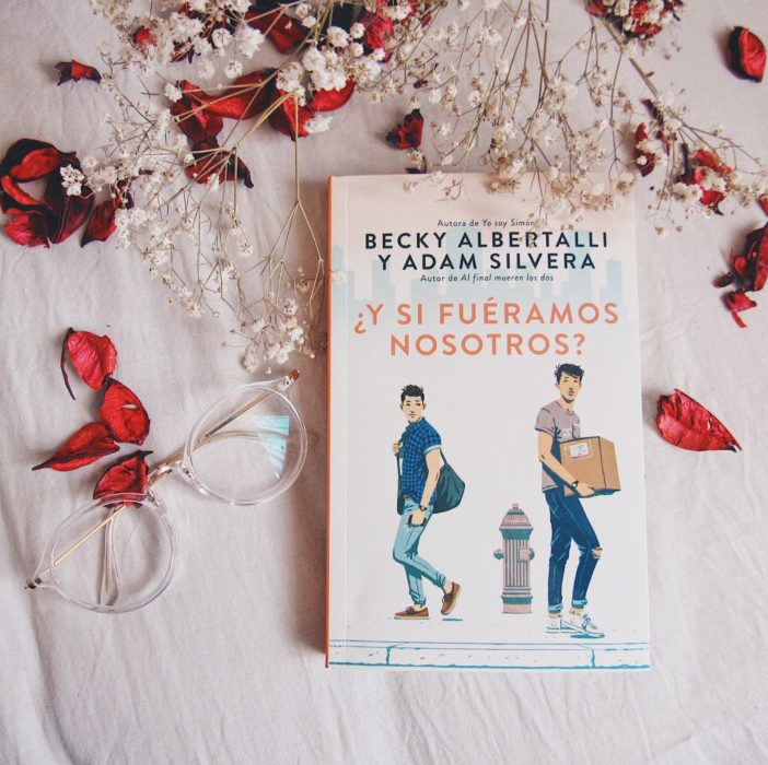 Portada del libro ¿Y si fuéramos nosotros? de Becky Albertalli y Adam Silvera