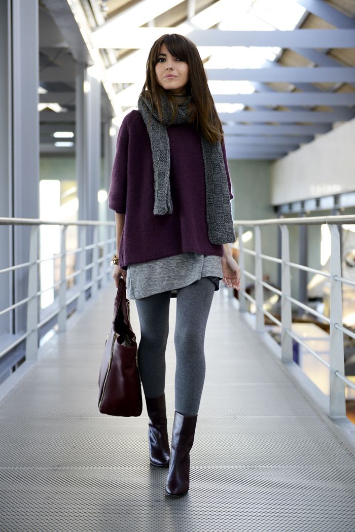 Vestido con 2025 mallas y botas