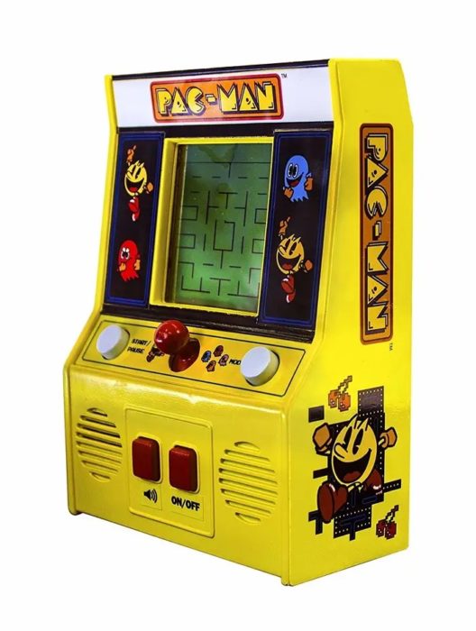 Pequeña maquina de videojuegos arcade de Pacman 