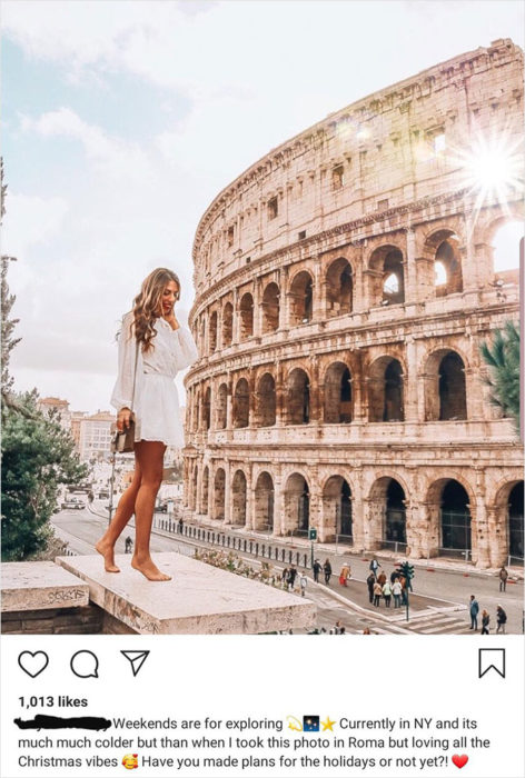 Chica photoshopeada en una imagen de italia