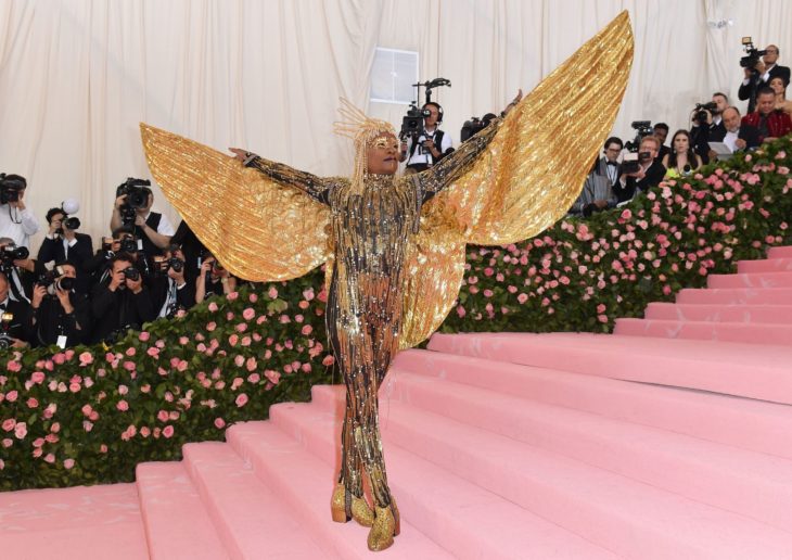 Billy Porter look alas doradas Met Gala 2019