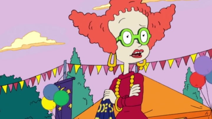 Didi Pickles con lo brazos cruzados, escena de la caricatura Rugrats