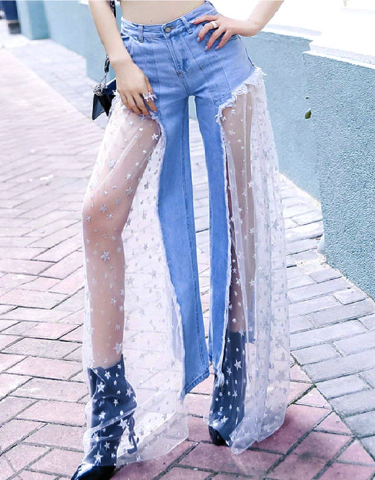 Jeans viejos con tulle blanco