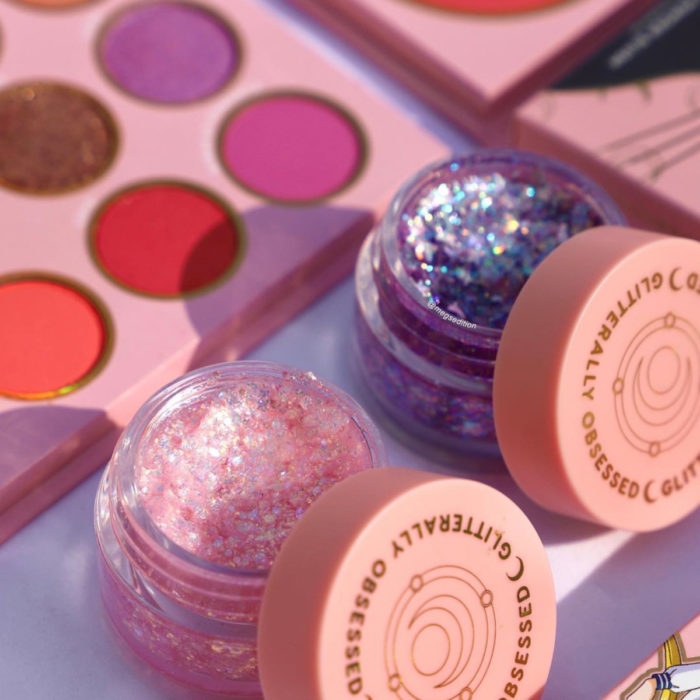 Maquillaje ColourPop de Sailor Moon; sombra de brillos