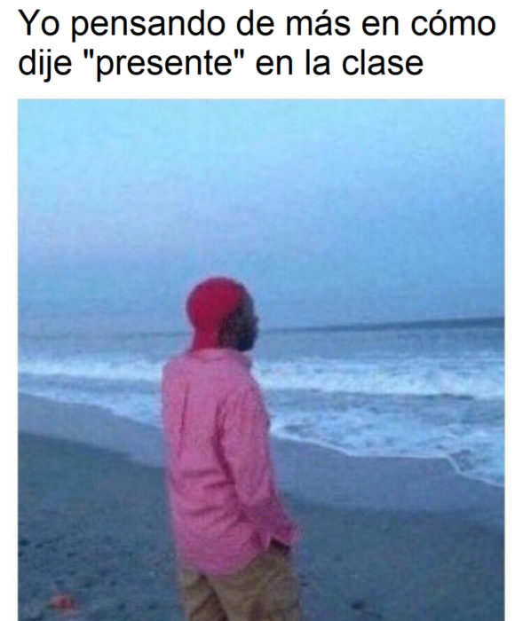 Memes de introvertidos y personas que piensan demasiado las cosas; hombre en la playa pensando