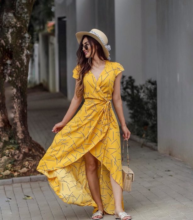 Wrap dress amarillo largo, con líneas negras