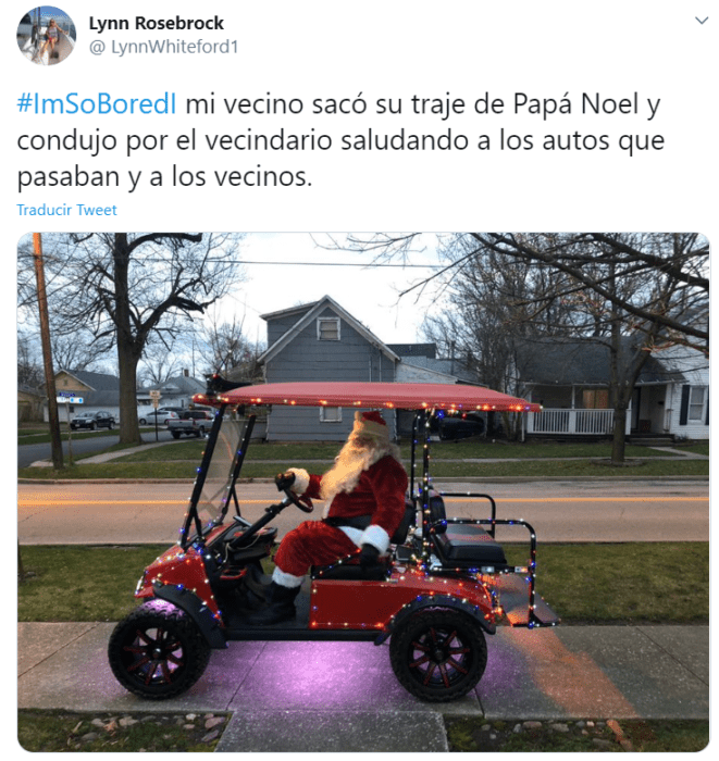 Captura de Twitter con imagen de hombre vestido de Santa Claus