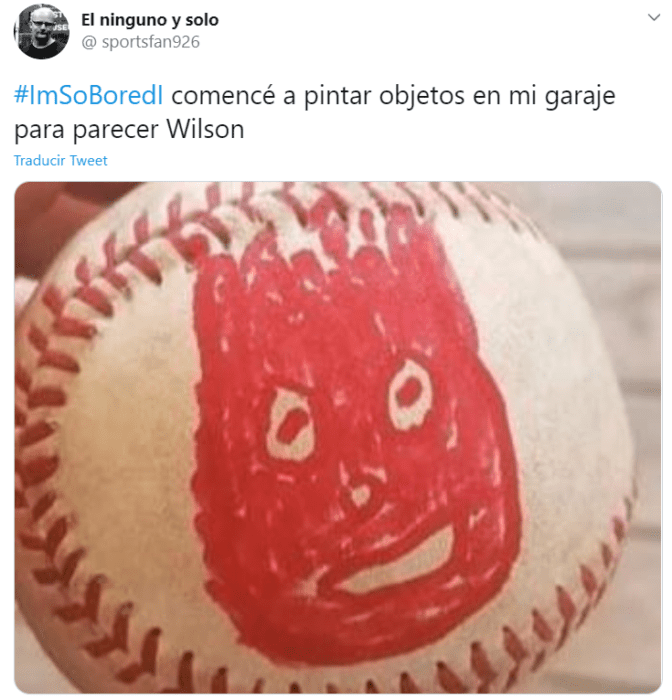 Captura de Twitter con imagen de pelota de beisboll pintada como la pelota de la película de Naufrago