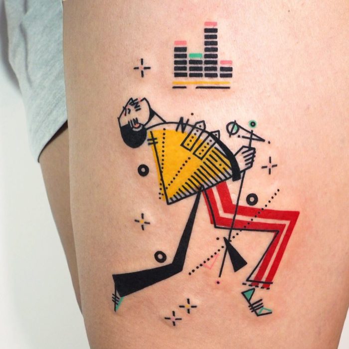 Tatuaje de la artista Moon Blue Ink de Freddy Mercury