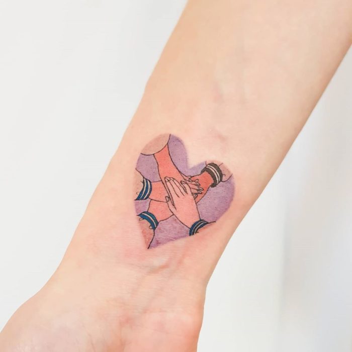 Tatuaje de las manos de las Sailor Scouts