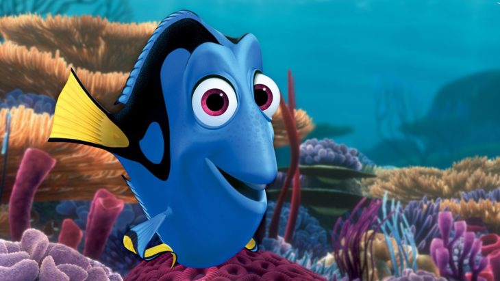 Dory , Película: Buscando a Nemo, nadando en el océano 