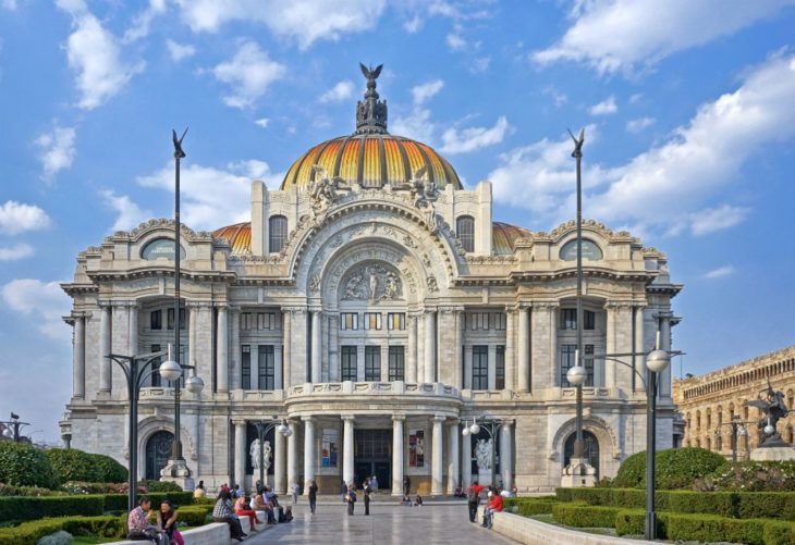 Fachada principal de Museo del Palacio de Bellas Artes