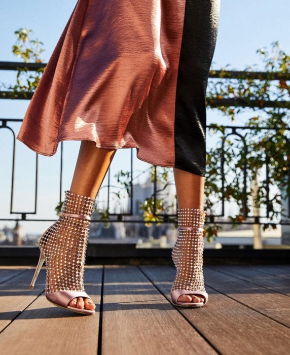 Rene Caovilla diseña zapatillas stiletto inspiradas en las estrellas, colección GALAXIA
