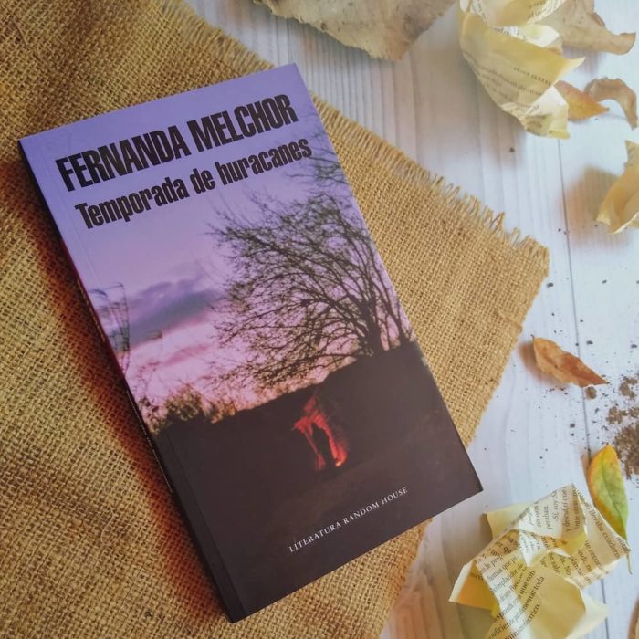 Libro Temporada de Huracanes de Fernanda Melchor