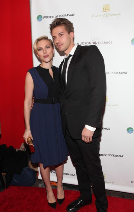 Scarlett y Hunter Johansson en la alfombra roja de los premios Óscar