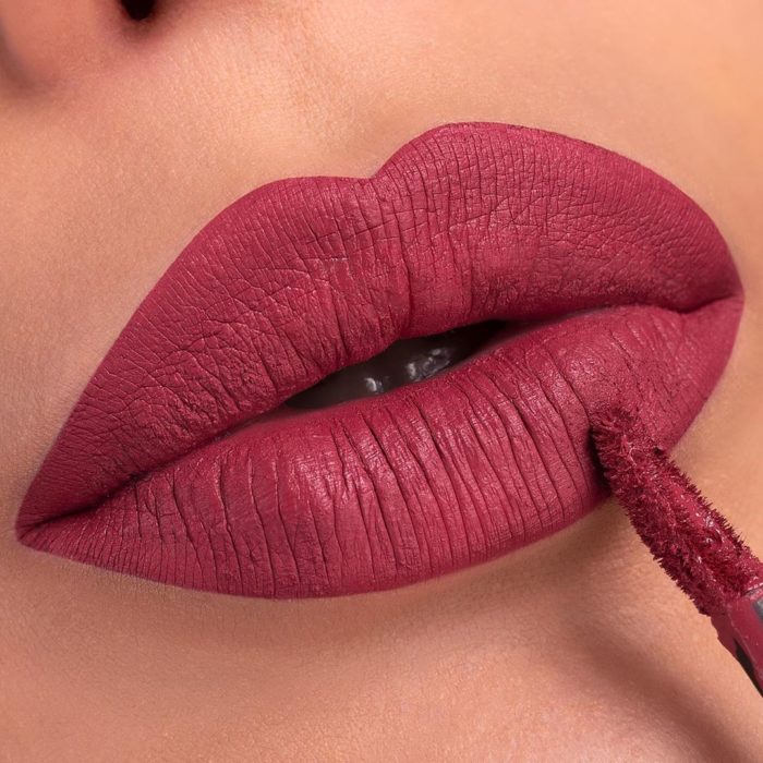 Labial matte