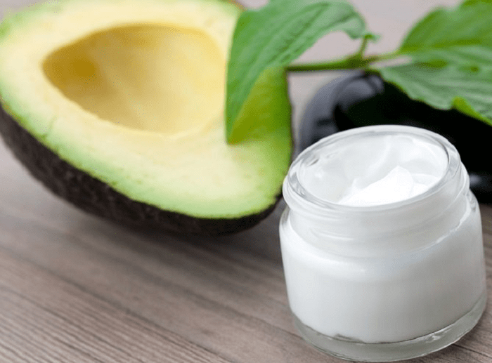 Crema facial de aguacate y huevo