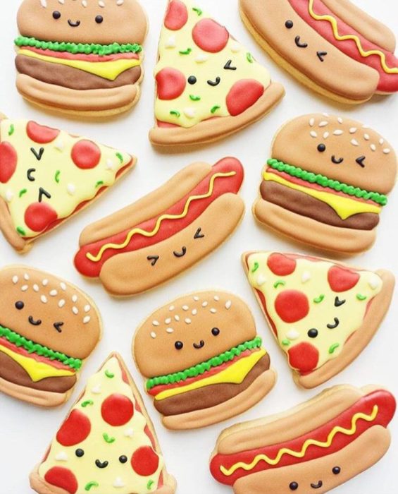 Galletas para festejar el día del niño de hotdogs, pizza y hamburguesas