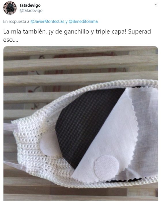 Mascarilla de crochet con triple capa